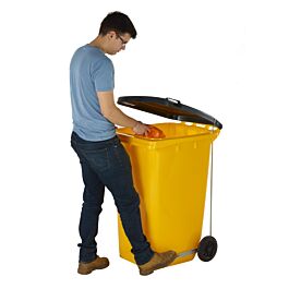 Wheeled Bins with Side Pedal